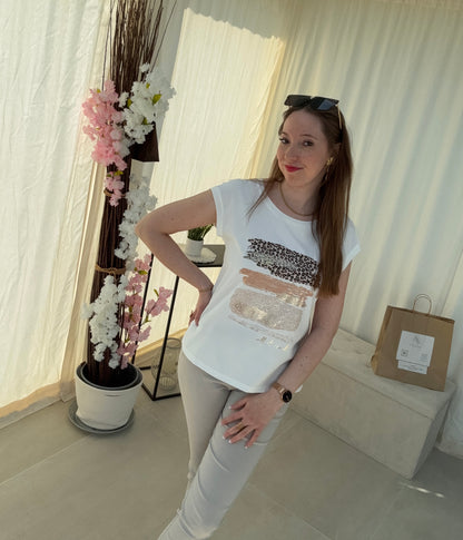 Pantalon chino léger avec ceinture camel – Élégance décontractée pour les beaux jours