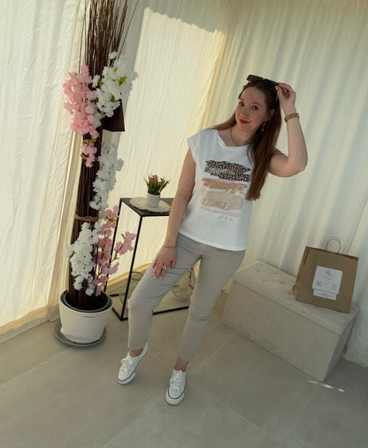 T-shirt Wild at Heart – L’allure féline, le confort en plus