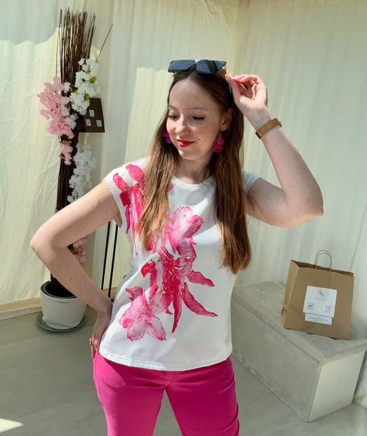 T-shirt Femme Blanc à Fleurs Fuchsia & Détails Dorés – Élégance Florale