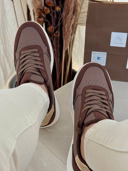 Baskets chocolat et doré